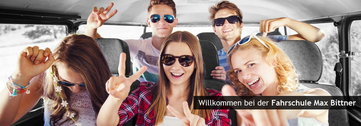WILLKOMMEN IN UNSERER FAHRSCHULE